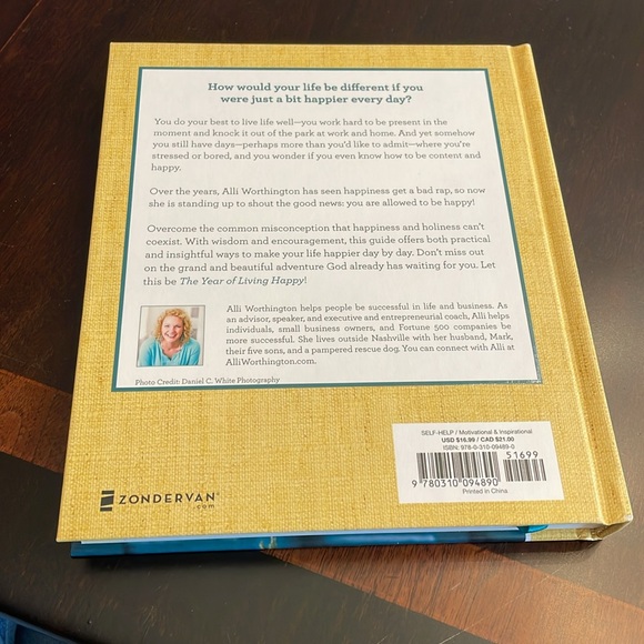 Brand new Year of Living Happy Book - Picture 2 of 3